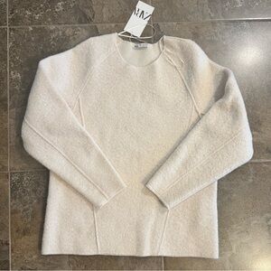 NWT Zara Faux wool sweater. Cream. size Small